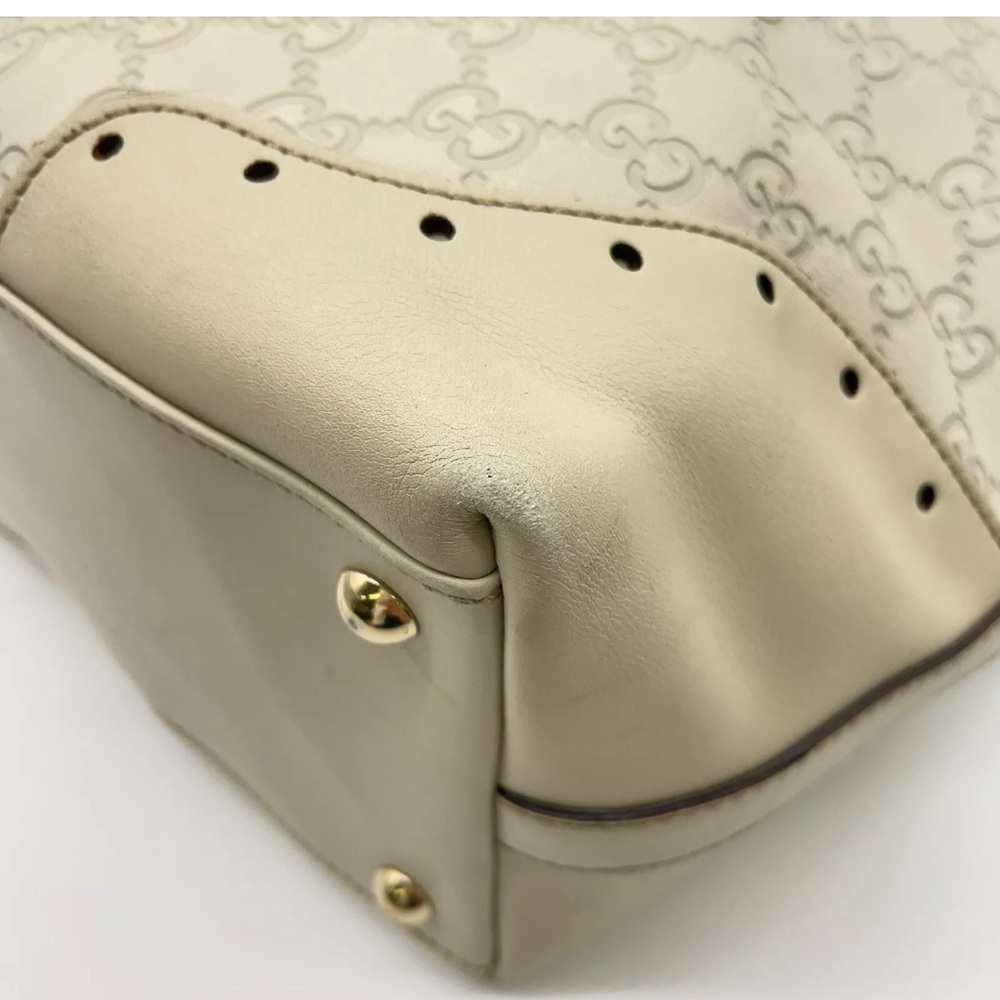 Authentic GUCCI Guccissima Leather Horsebit Off White Shoulder Bag - Picture 11 of 17